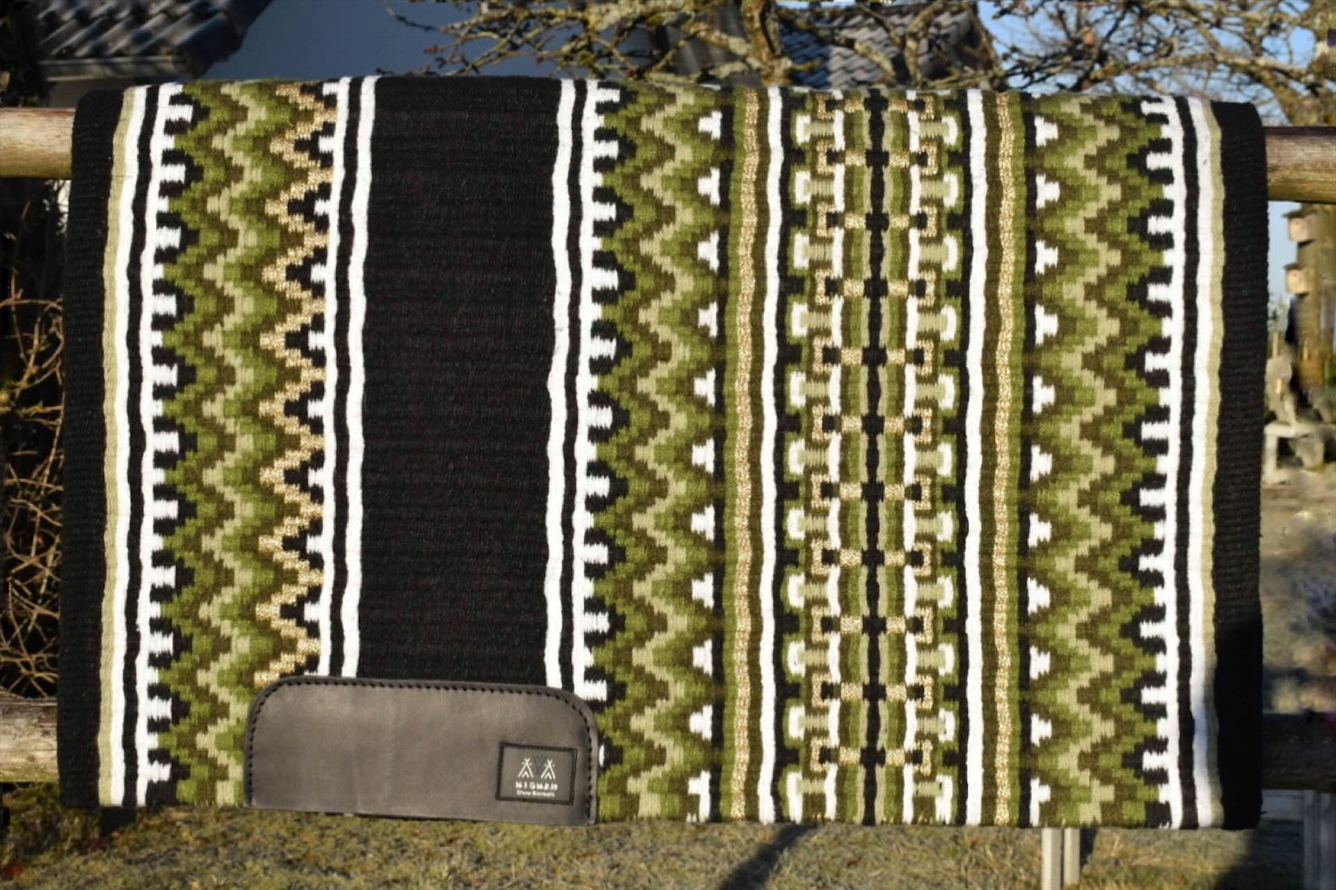 Show Blanket W W  419